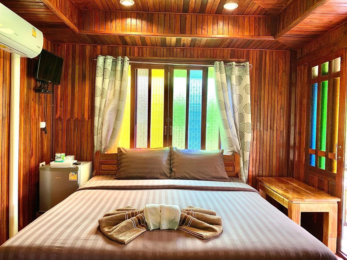 Kohkoodfarmstay Ko Kut Exterior photo