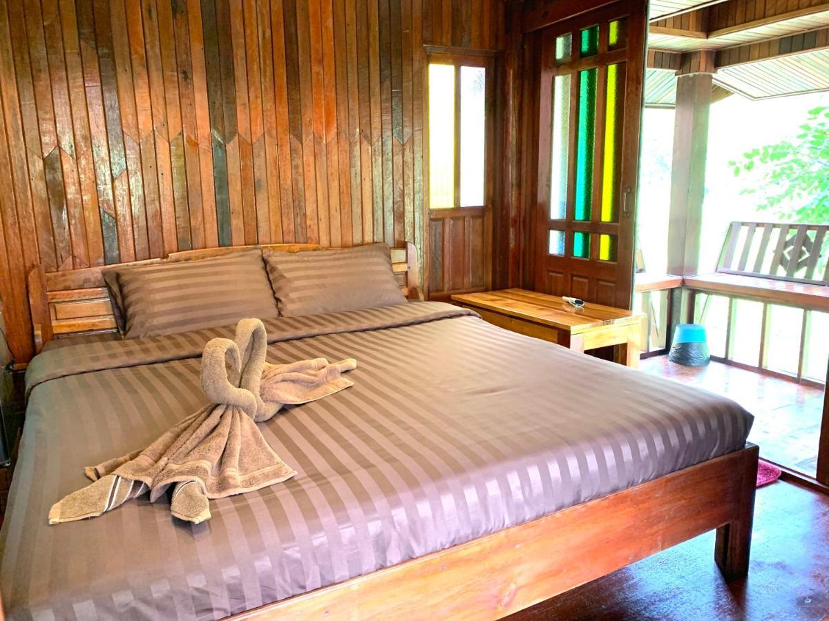 Kohkoodfarmstay Ko Kut Exterior photo
